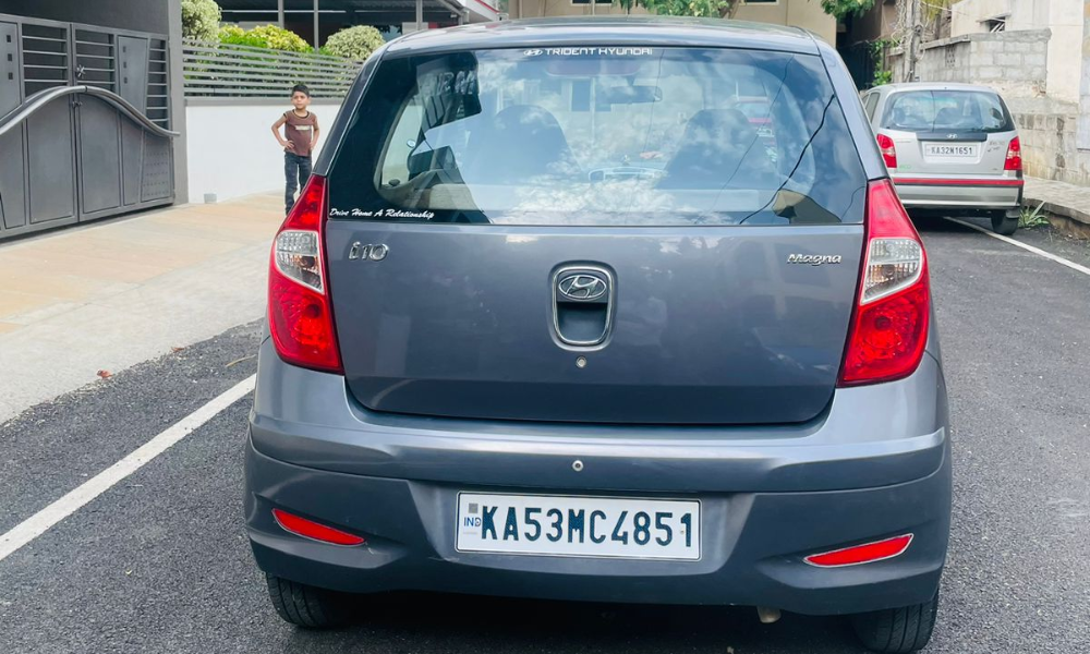 HYUNDAI I10 MAGNA WITH CNG - 3