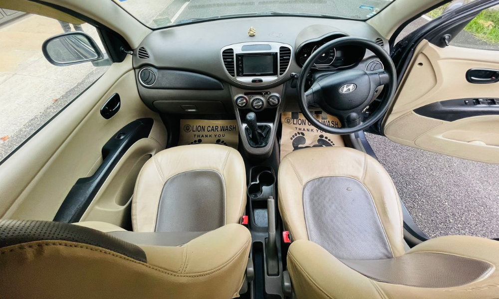 HYUNDAI I10 MAGNA WITH CNG - 4