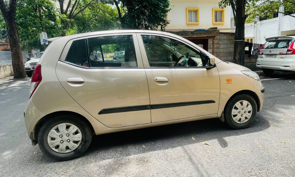 HYUNDAI I10 SPORTZ - 3