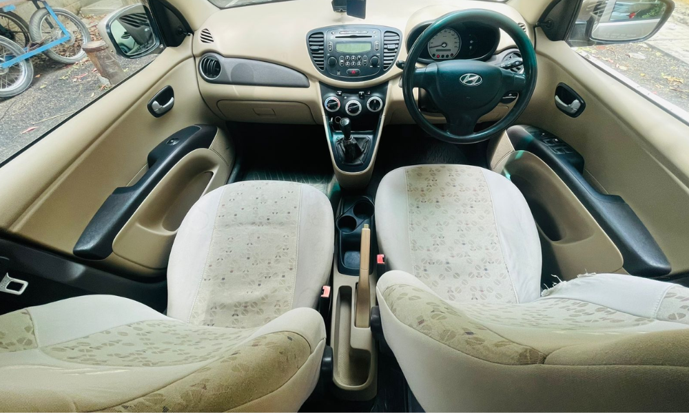 HYUNDAI I10 SPORTZ - 4