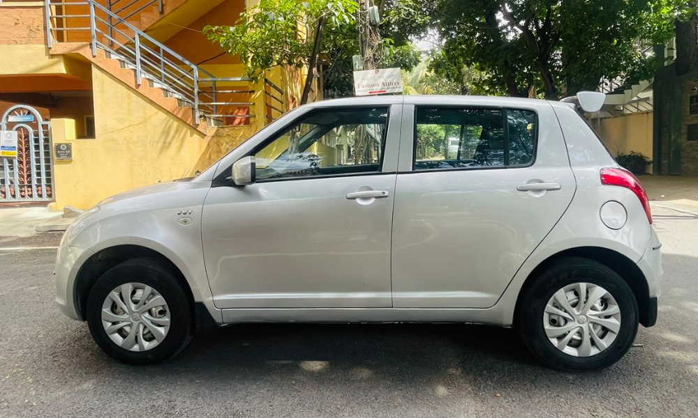 MARUTI SWIFT LXI - 2