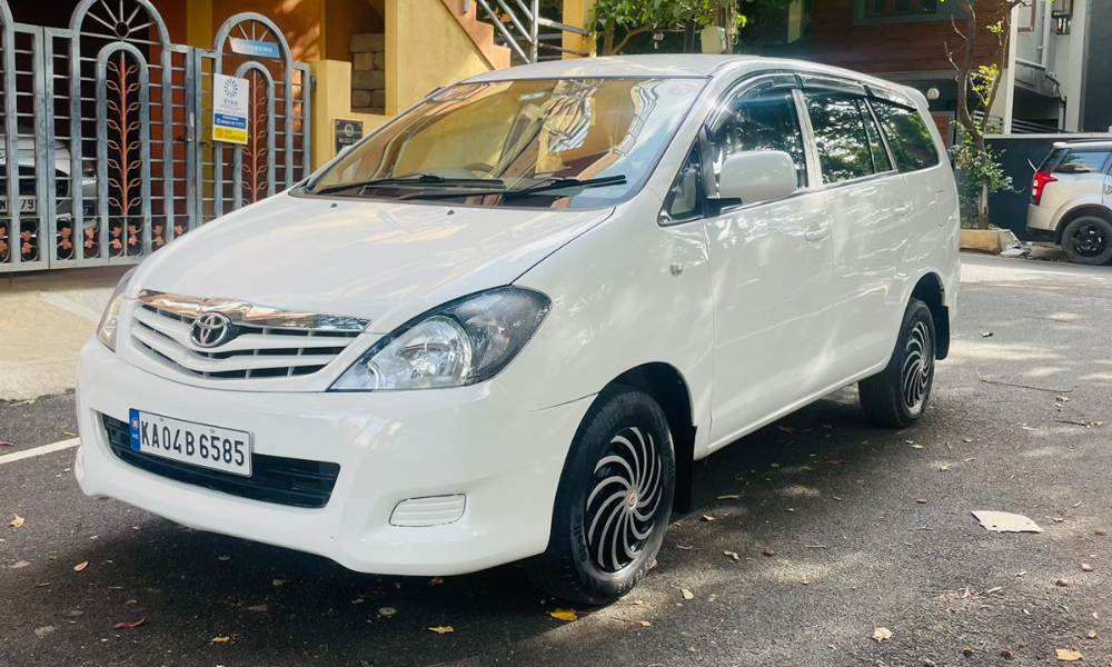 TOYOTA INNOVA G1 - 1