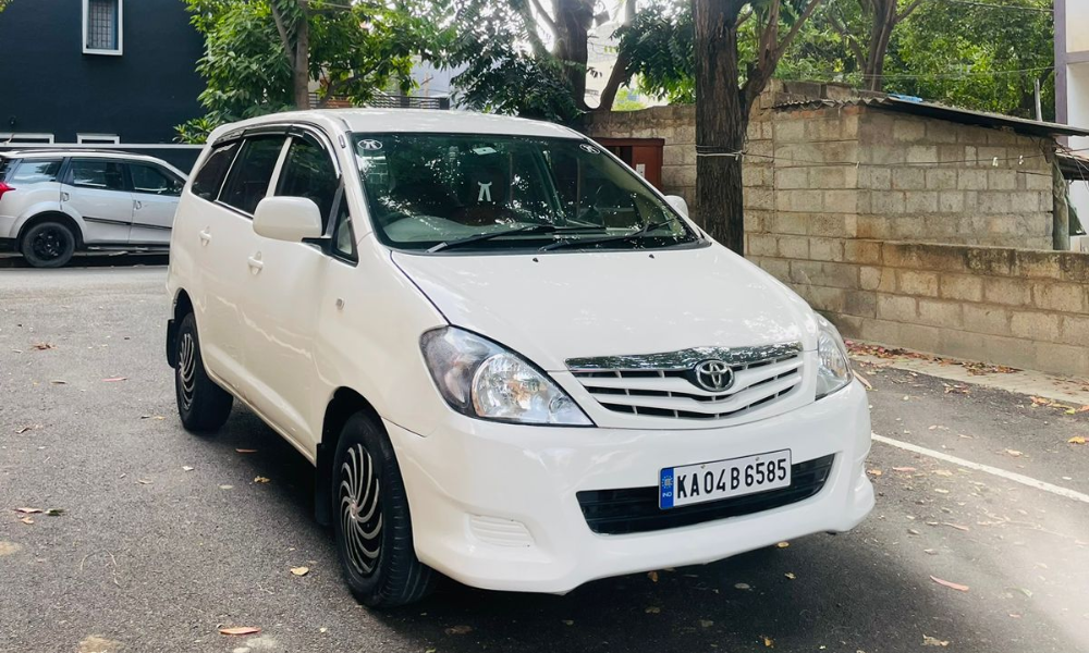 TOYOTA INNOVA G1 - 3