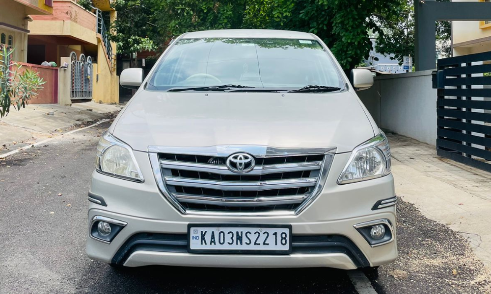 TOYOTA INNOVA GS-1
