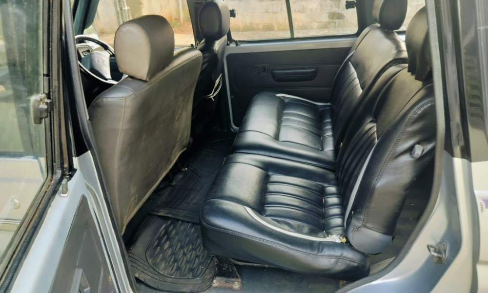 Toyota Qualis GS - 5