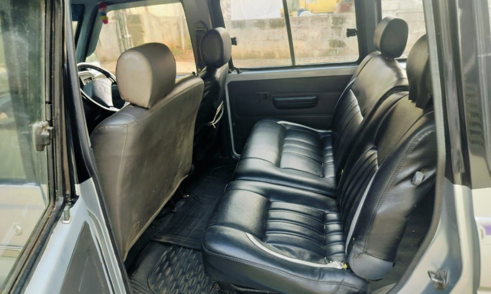 Toyota qulis GD - 5