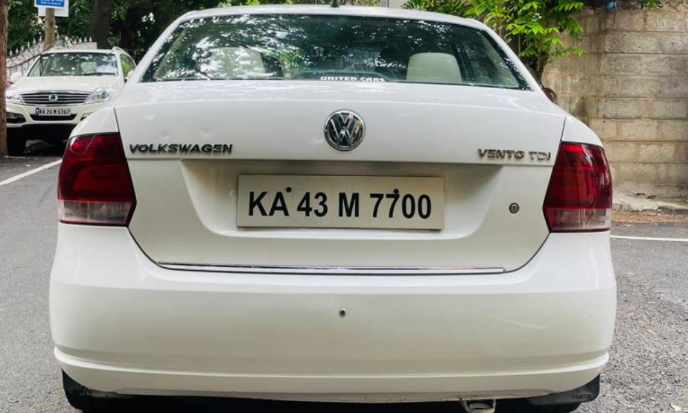 VOLKSWAGEN VENTO HIGHLINE - 3