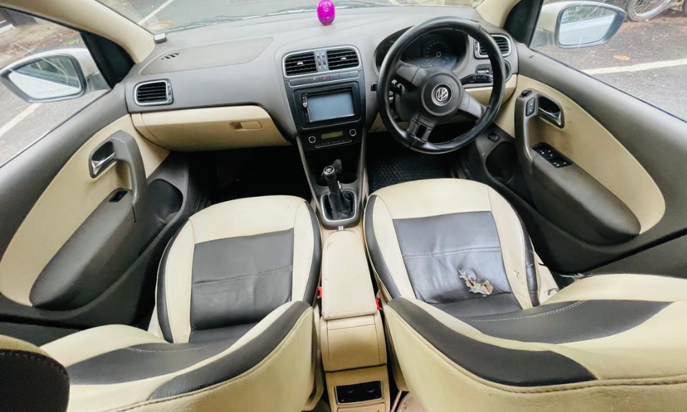 VOLKSWAGEN VENTO HIGHLINE - 4